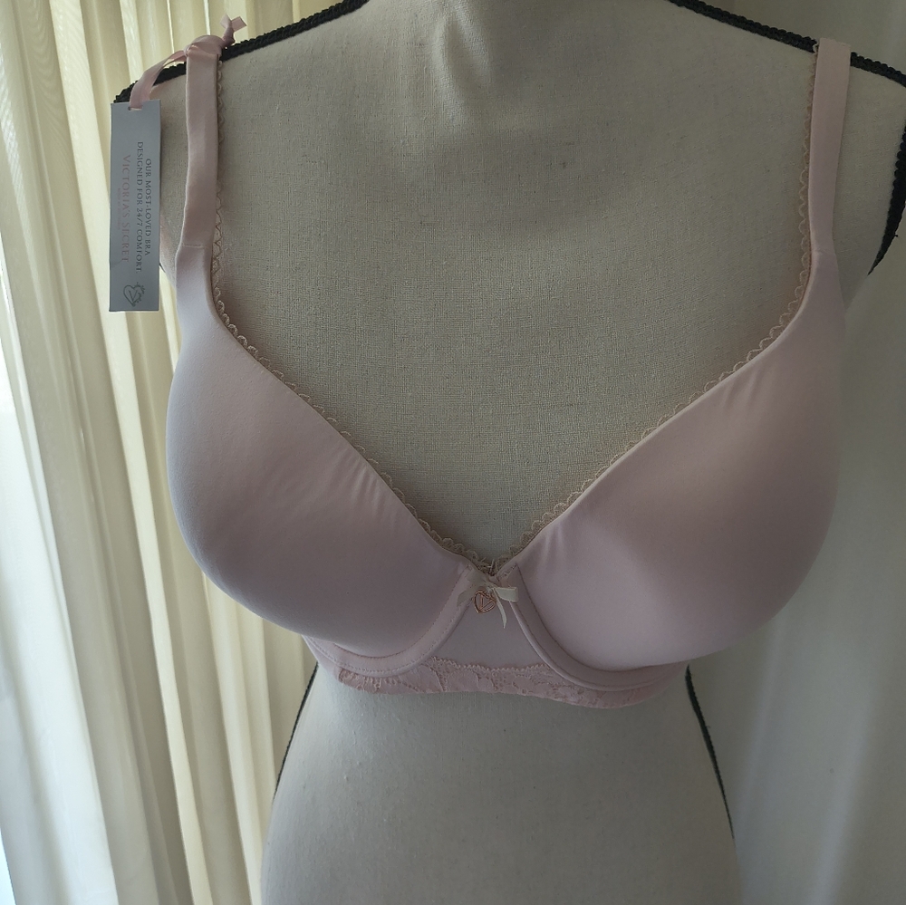 Seamless Nude Pink Bra with Molded Cups and Thin Straps